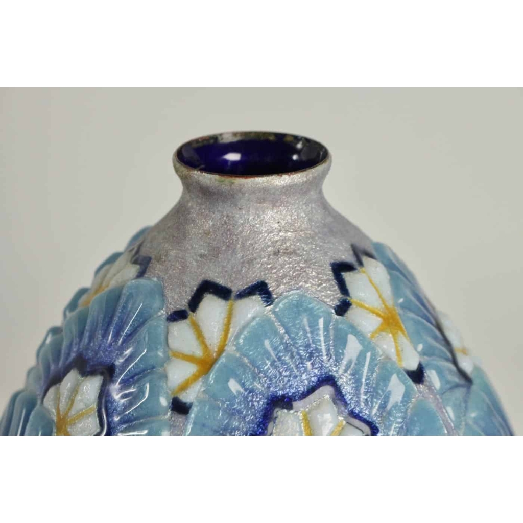CAMILLE FAURÉ (LIMOGES, 1874 – 1956) : Vase Emaillé | Biron CAMILLE FAURÉ (LIMOGES, 1874 - 1956) : Vase Emaillé