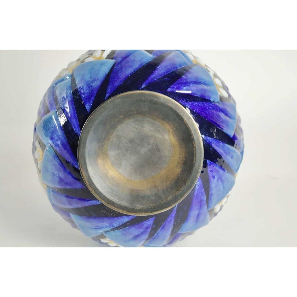 CAMILLE FAURÉ (LIMOGES, 1874 – 1956) : Vase Emaillé | Biron CAMILLE FAURÉ (LIMOGES, 1874 - 1956) : Vase Emaillé