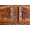 Buffet provençal en noyer de style LouisXV du XVIII ème siècle.