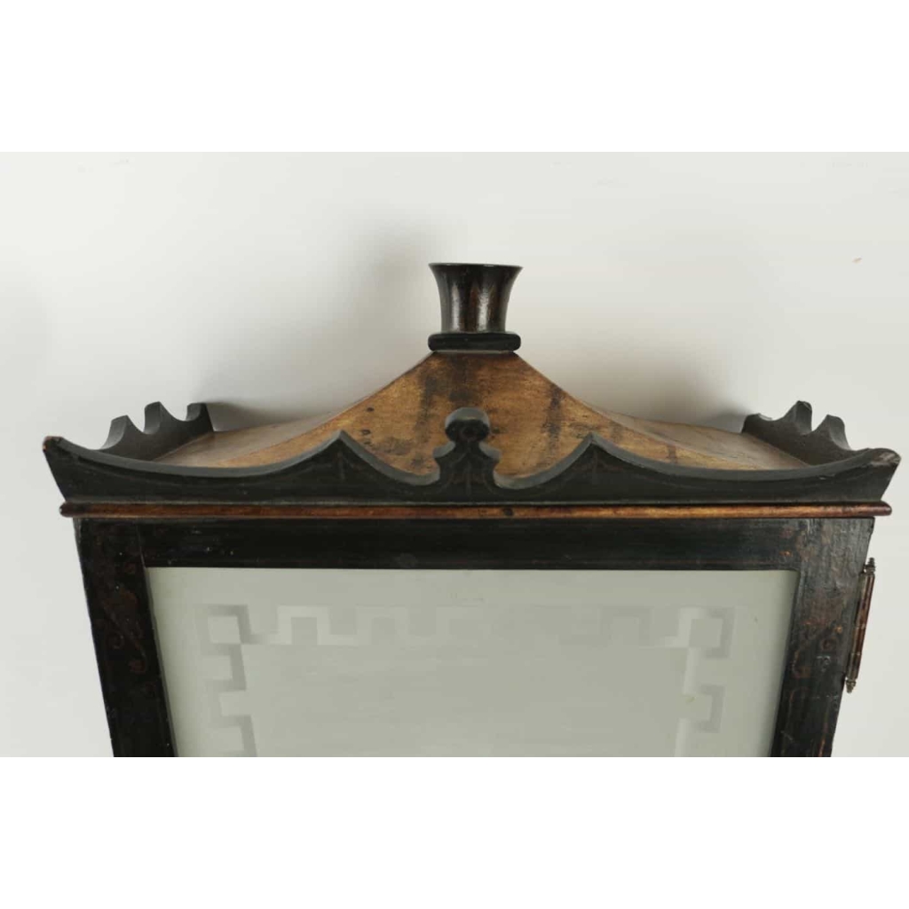 Lanterne en Bois Peint, 1940