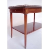 Paire de petites tables à tiroir en acajou marqueté de style Louis XVI, circa 1940