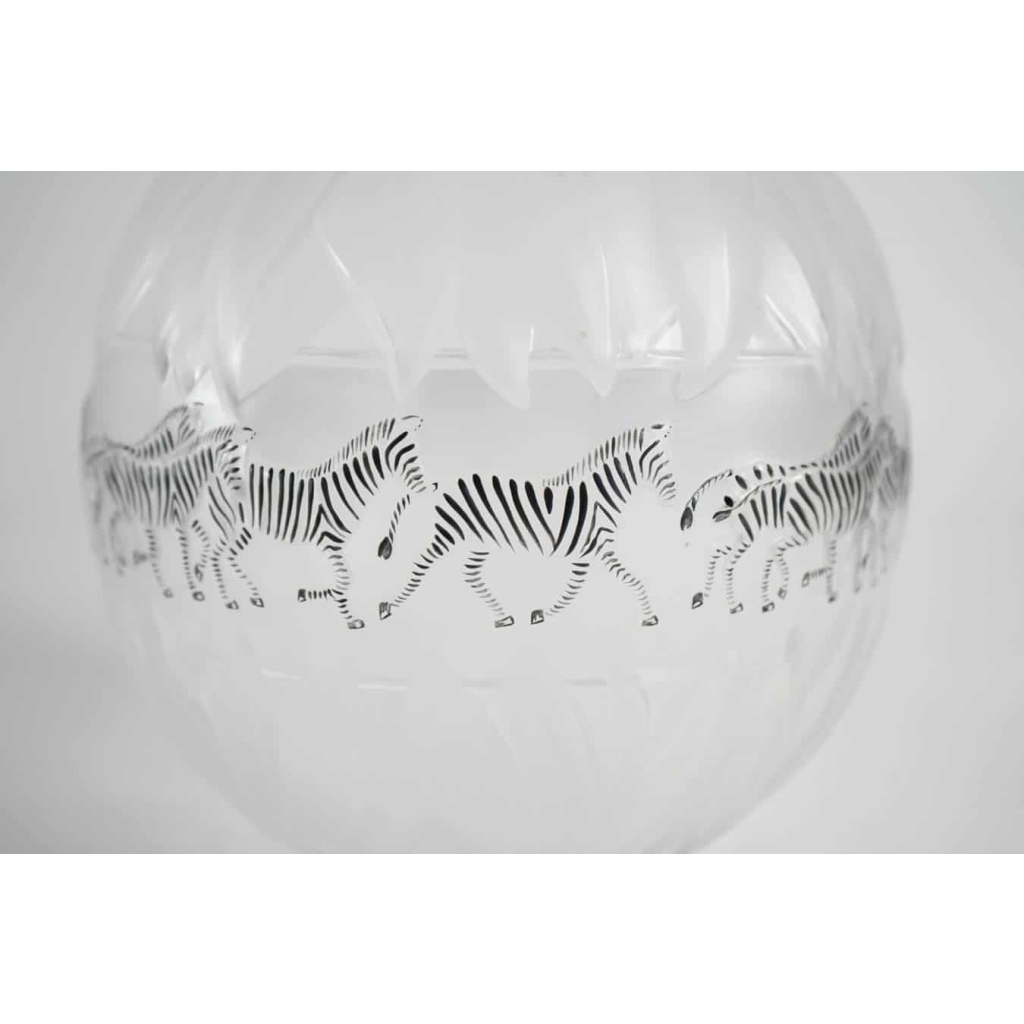Marie Claude Lalique : Pair of Black and Frosted Glass ‘TANZANIA’ Vases | Biron Marie Claude Lalique : Pair of Black and Frosted Glass 'TANZANIA' Vases