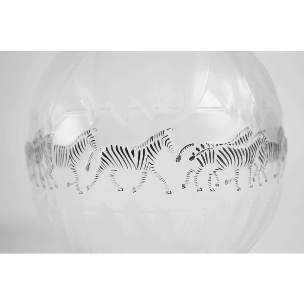 Marie Claude Lalique : Pair of Black and Frosted Glass ‘TANZANIA’ Vases | Biron Marie Claude Lalique : Pair of Black and Frosted Glass 'TANZANIA' Vases