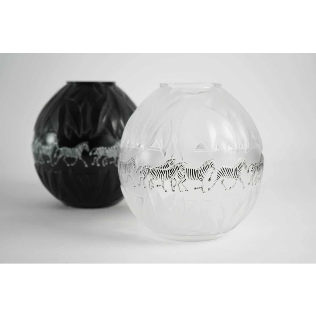 Marie Claude Lalique : Pair of Black and Frosted Glass ‘TANZANIA’ Vases | Biron Marie Claude Lalique : Pair of Black and Frosted Glass 'TANZANIA' Vases