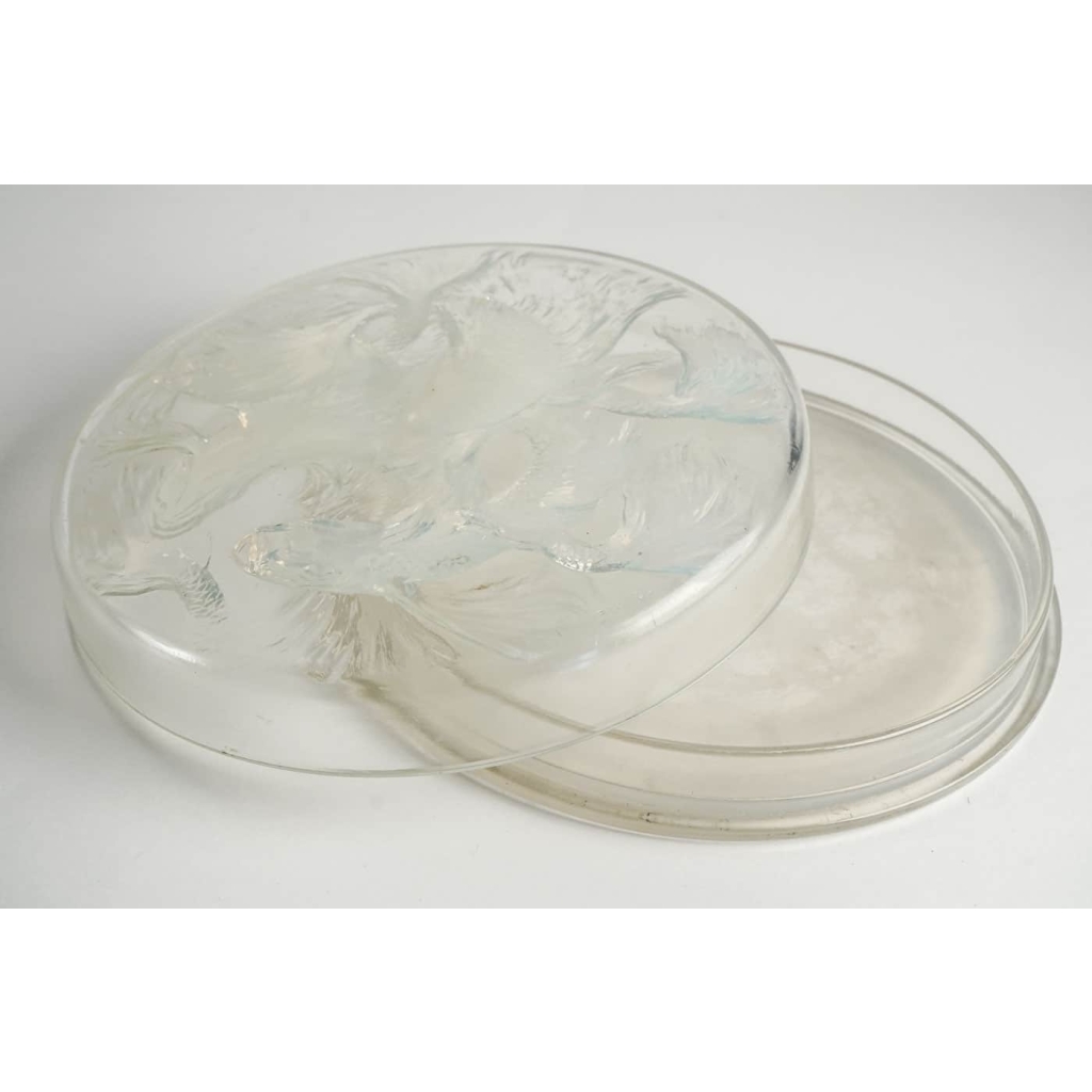 René Lalique Opalescent Boite » Cyprins » | Biron René Lalique Opalescent Boite" Cyprins"