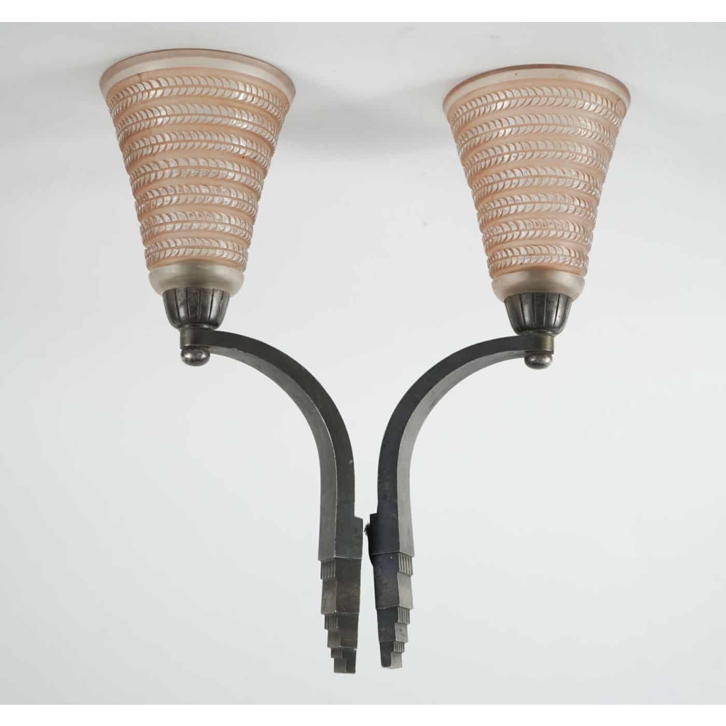 René Lalique & Ducoré – Paire d’appliques « Cytise » | Biron |||||
