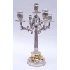 Paire de candélabres en argent niellé de style Louis XIV et décor de putti dorés, époque 1900 | Biron Paire de candélabres en argent niellé de style Louis XIV et décor de putti dorés, époque 1900