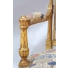 Paire de fauteuils à la reine à colonnes détachées en bois doré, style Louis XVI, circa 1880 | Biron Paire de fauteuils à la reine à colonnes détachées en bois doré, style Louis XVI, circa 1880