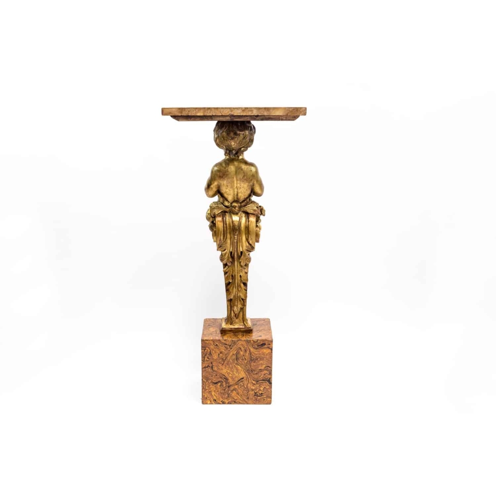 Paire de consoles représentant des putti, bois doré, fin XIXème siècle | Biron Paire de consoles représentant des putti, bois doré, fin XIXème siècle
