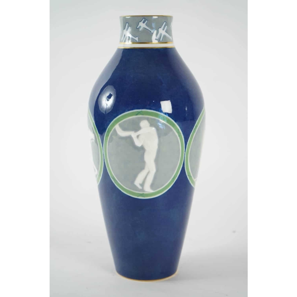 Vase en porcelaine de Sèvres | Biron Vase en porcelaine de Sèvres