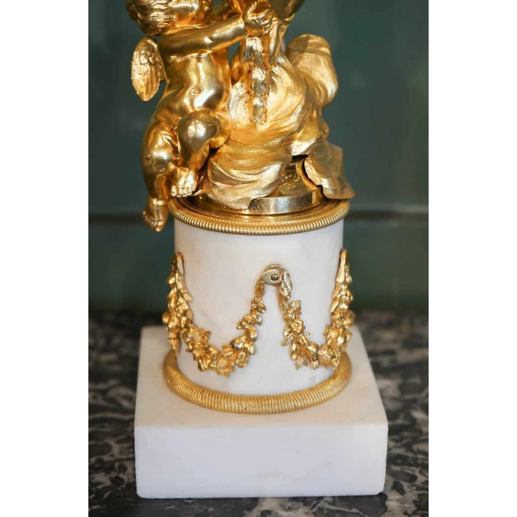 Paire De Candélabres De Style Louis XVI Formant Lampes. XIX ème. | Biron Paire De Candélabres De Style Louis XVI Formant Lampes. XIX ème.