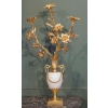 Paire de vases Louis XVI en marbre et bronze doré. | Biron Paire de vases Louis XVI en marbre et bronze doré.