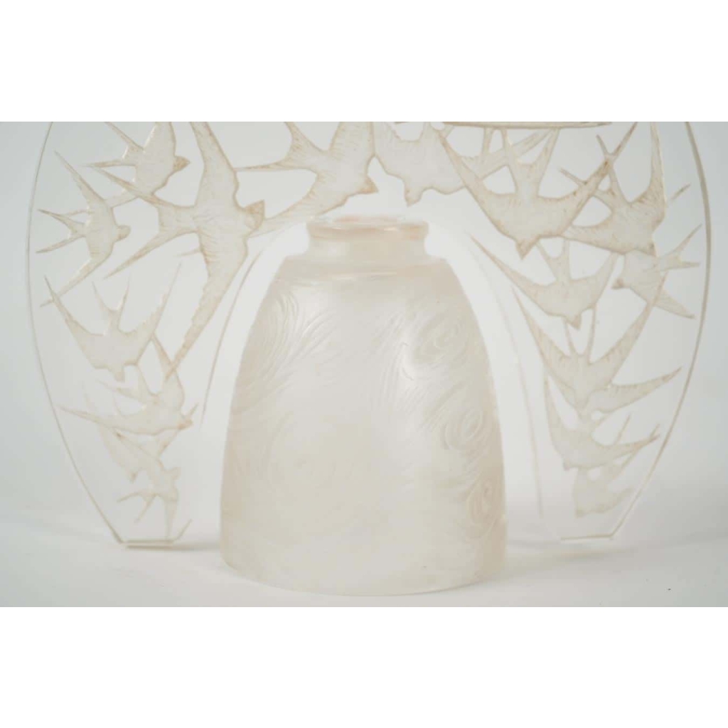 René Lalique "Hirondelles " Veilleuse