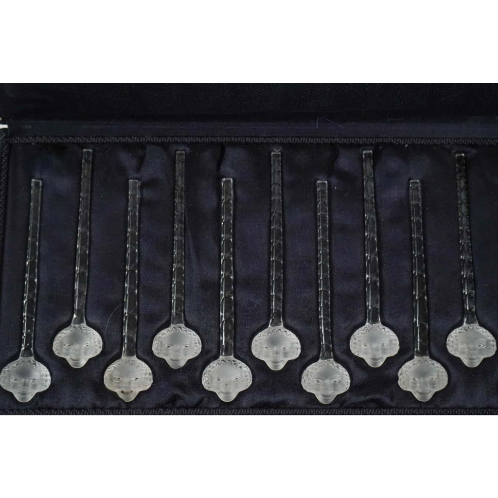 René Lalique :10 batteurs à Champagne « BARR » | Biron René Lalique :10 batteurs à Champagne "BARR"