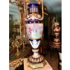 Grand vase de sèvres, anses en porcelaine, signé, Lucot. Ref: 305. | Biron |||||