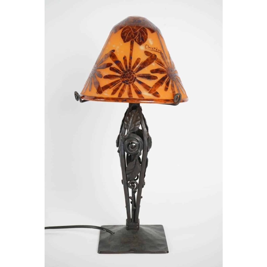 Lampe rare aux cocotiers signée Charder sur un pied enfer forgé 1925-1930