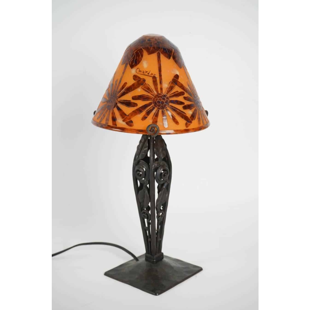 Lampe rare aux cocotiers signée Charder sur un pied enfer forgé 1925-1930