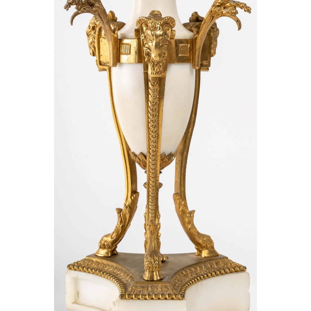 Paire de candélabres marbre blanc et bronze doré XIXème siècle | Biron Paire de candélabres marbre blanc et bronze doré XIXème siècle