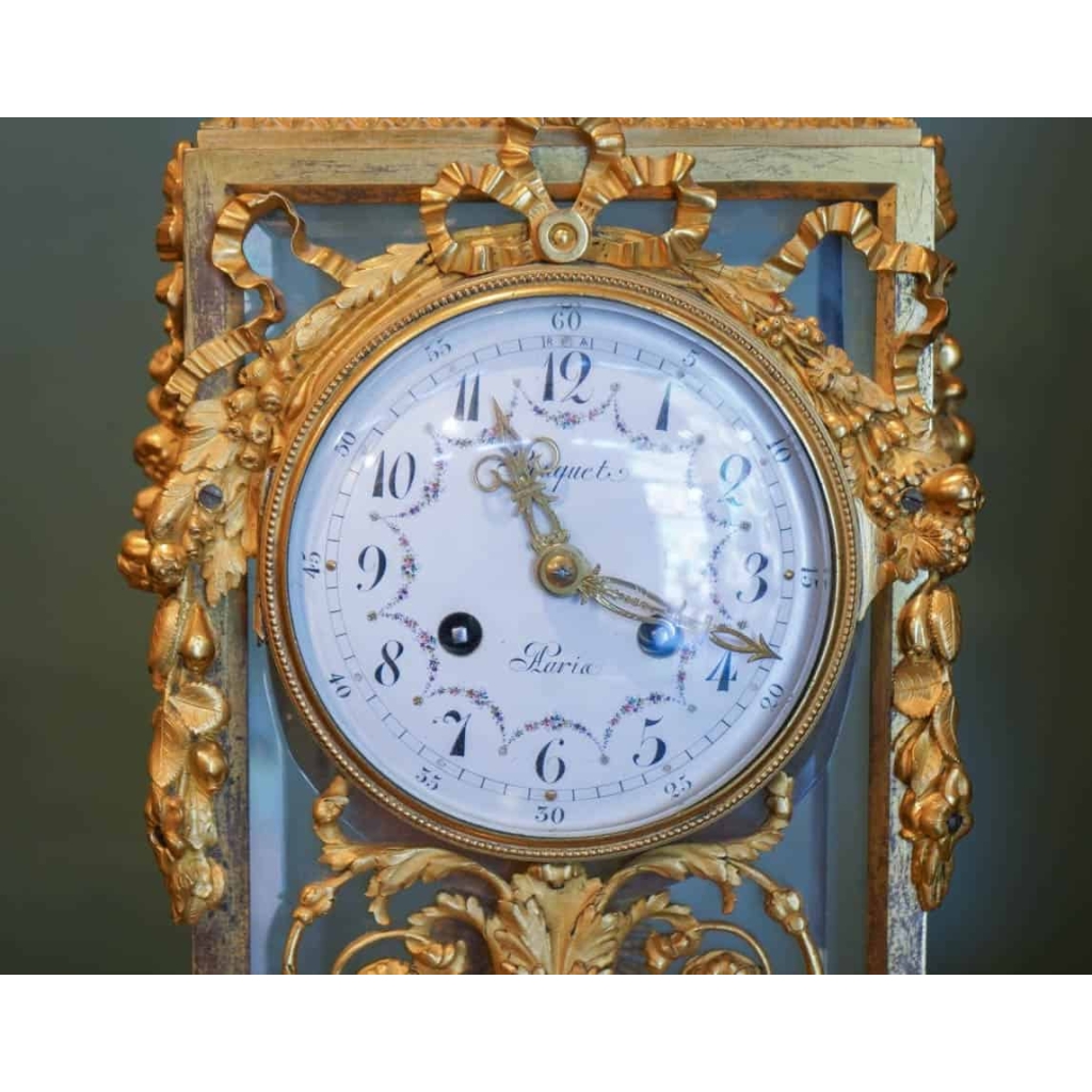 Pendule cage de style Louis XVI, XIX ème siècle | Biron Pendule cage de style Louis XVI, XIX ème siècle