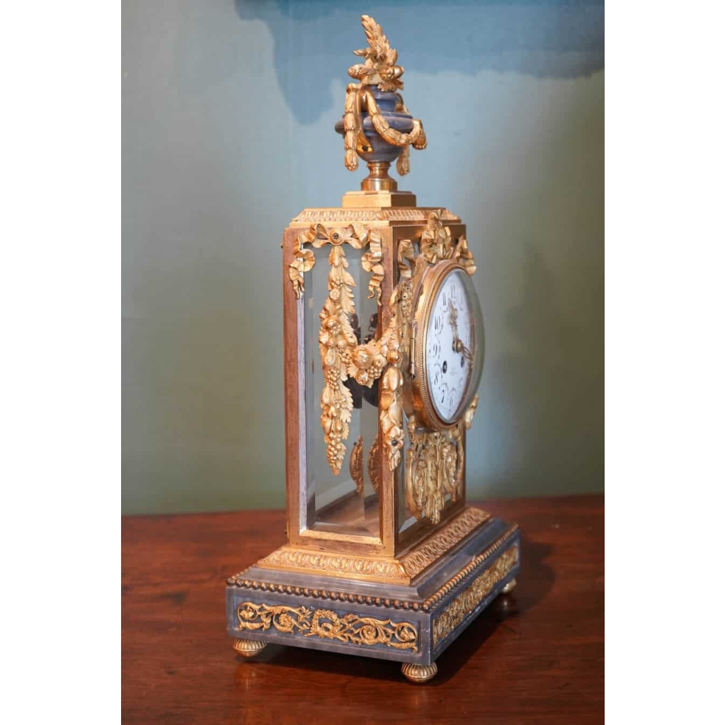 Pendule cage de style Louis XVI, XIX ème siècle | Biron Pendule cage de style Louis XVI, XIX ème siècle