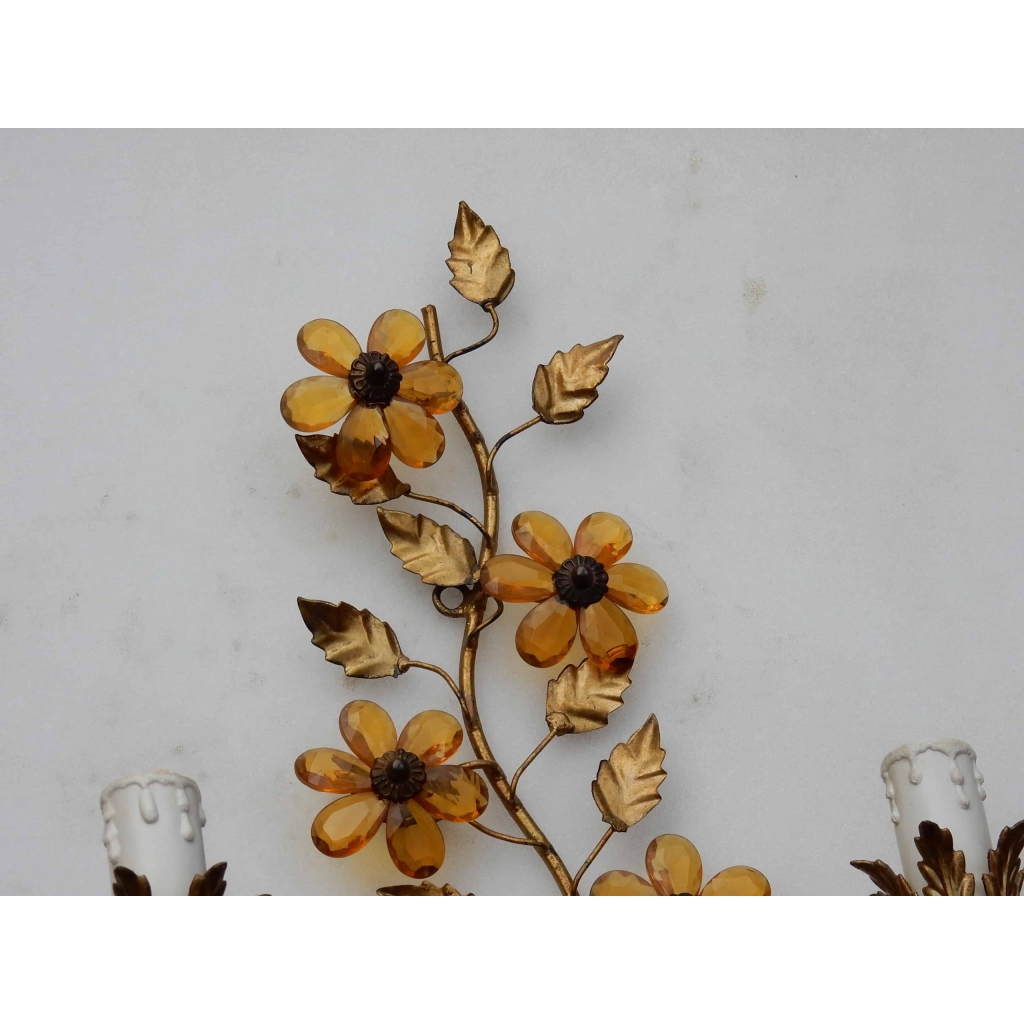 1970′ Paire d’ Appliques en Métal Doré à Décor de Fleurs et Feuilles Style Maison Bagués | Biron 1970' Paire d' Appliques en Métal Doré à Décor de Fleurs et Feuilles Style Maison Bagués