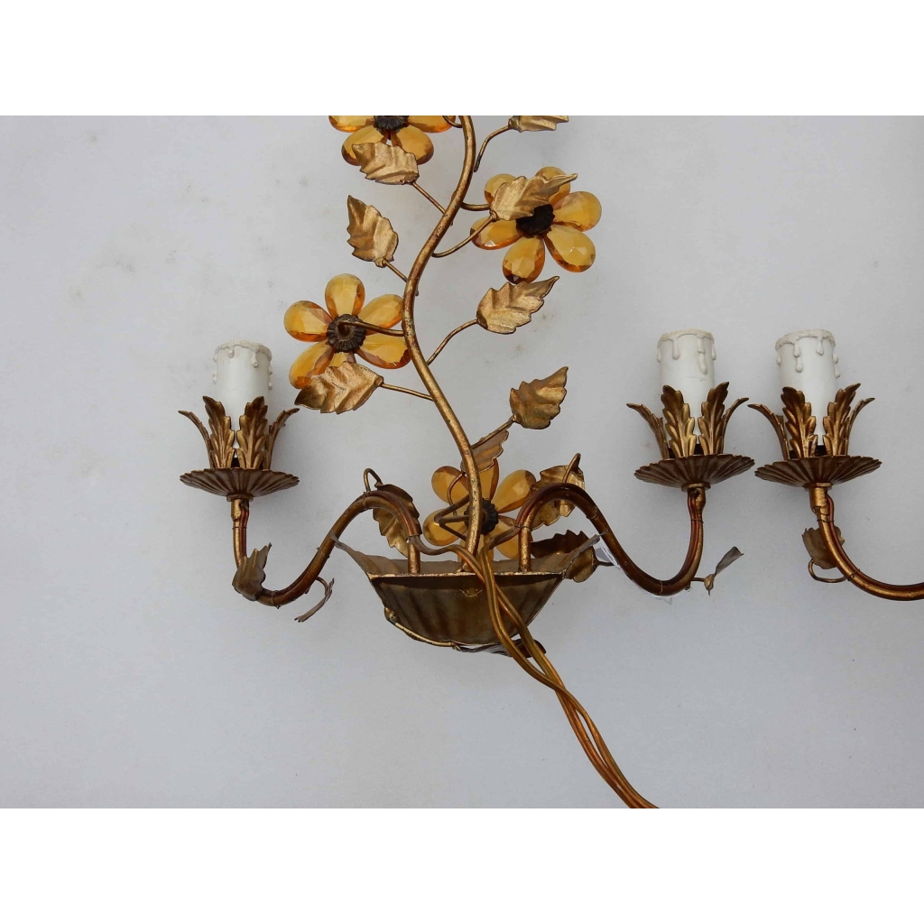 1970′ Paire d’ Appliques en Métal Doré à Décor de Fleurs et Feuilles Style Maison Bagués | Biron 1970' Paire d' Appliques en Métal Doré à Décor de Fleurs et Feuilles Style Maison Bagués