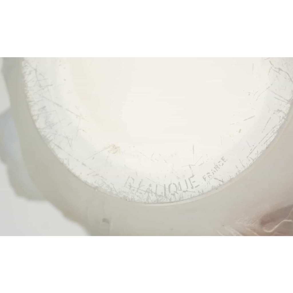 René Lalique Opalescent Vase "Mûres"