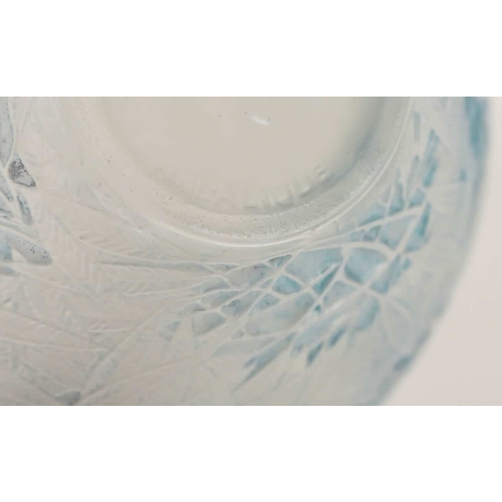 R lalique vase « Esterel « ou « Laurier rose » | Biron R lalique vase "Esterel "ou "Laurier rose"