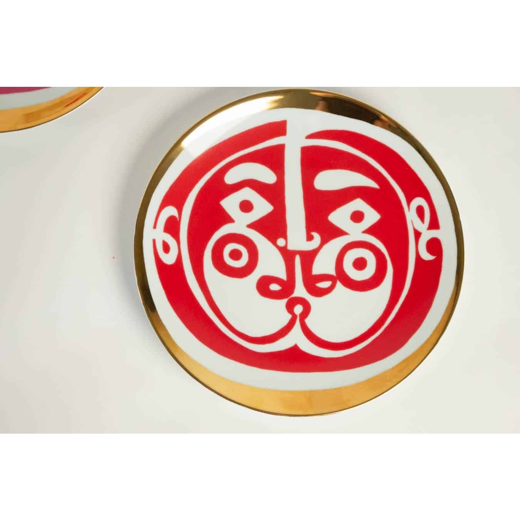 série d’assiette en porcelaine » masque » par Roger Capron | Biron série d'assiette en porcelaine " masque " par Roger Capron