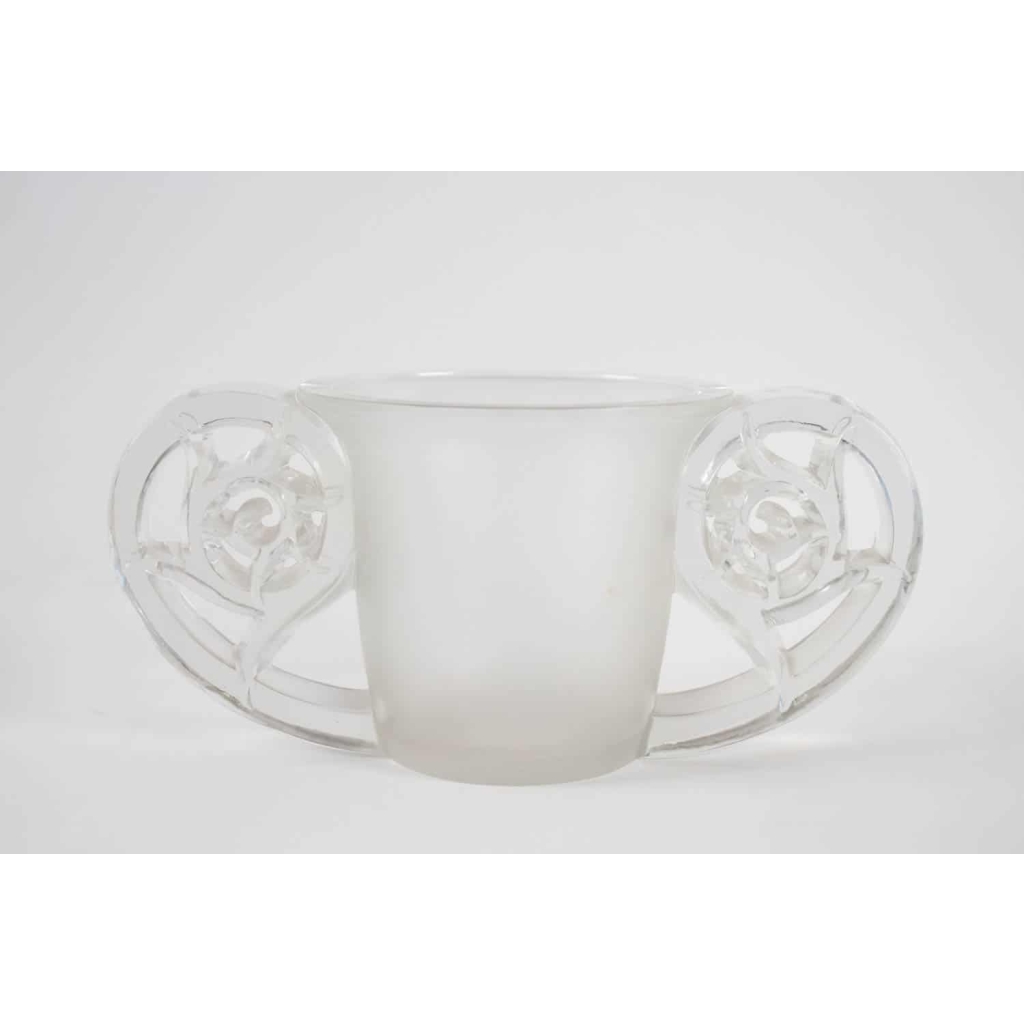 René LALIQUE (1860-1945) Vase « pierrefonds » | Biron ||||