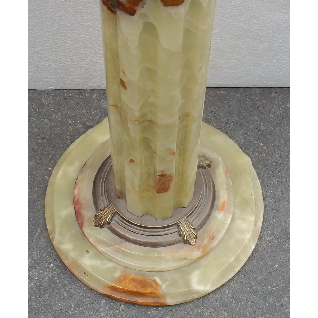 1970′ Colonne Onyx Et bronze Doré Style Corynthien | Biron 1970' Colonne Onyx Et bronze Doré Style Corynthien