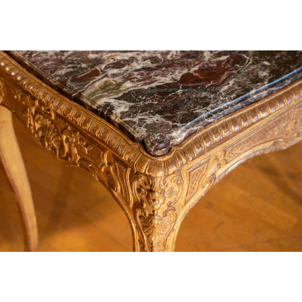 Table de style Régence en bois doré du XIXème siècle