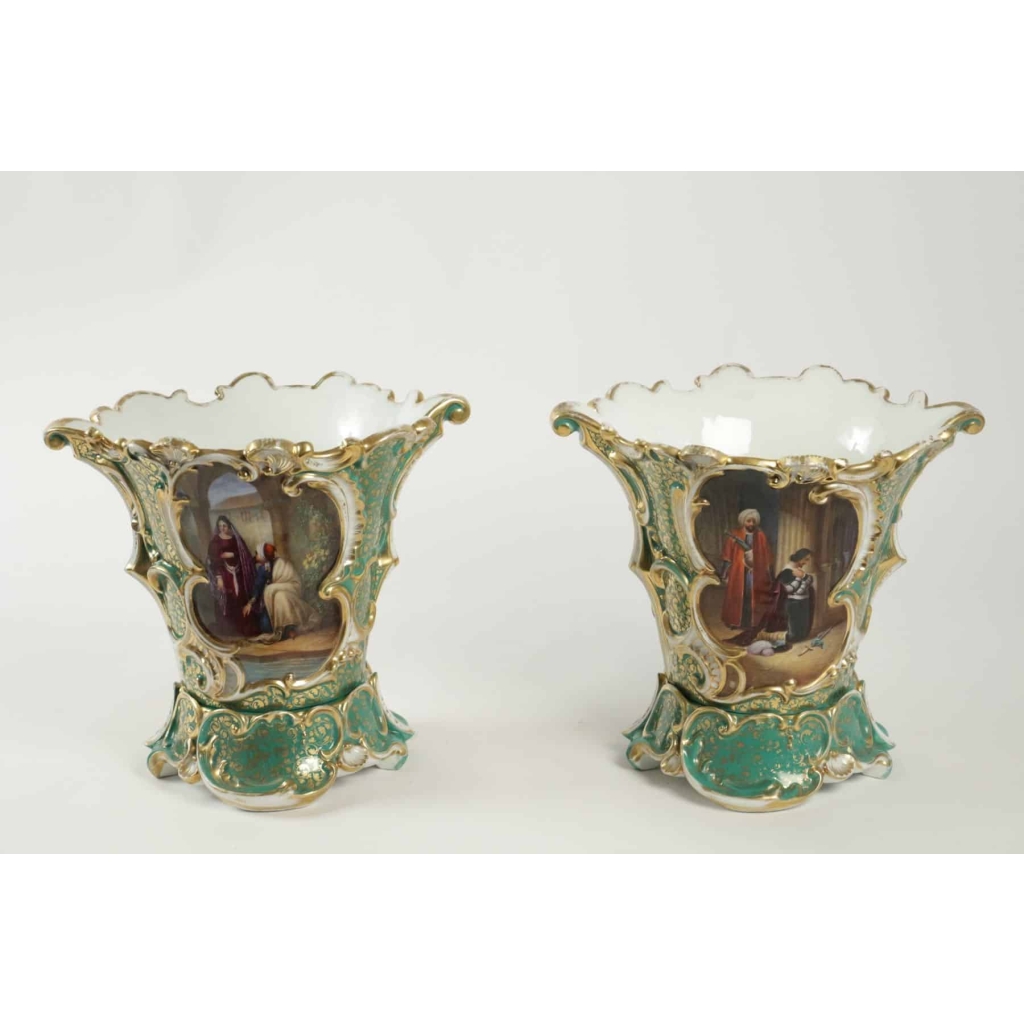Vases de mariès en Porcelaine de Paris, céramique XIXème. | Biron Vases de mariès en Porcelaine de Paris, céramique XIXème.