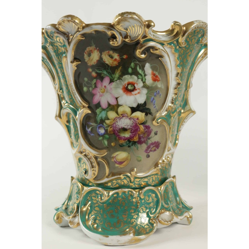 Vases de mariès en Porcelaine de Paris, céramique XIXème. | Biron Vases de mariès en Porcelaine de Paris, céramique XIXème.
