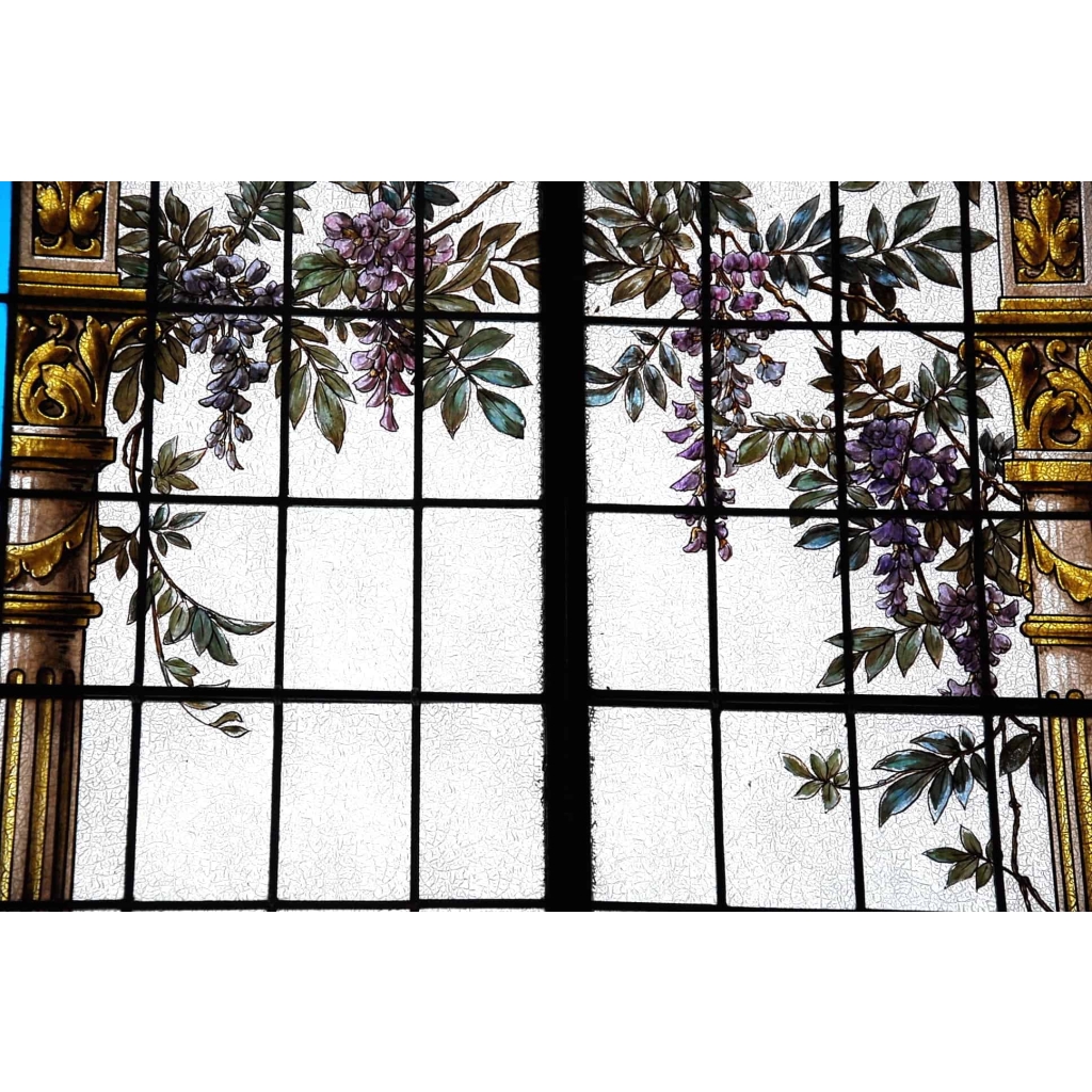 PAIRE DE VITRAUX AUX IRIS | Biron PAIRE DE VITRAUX AUX IRIS