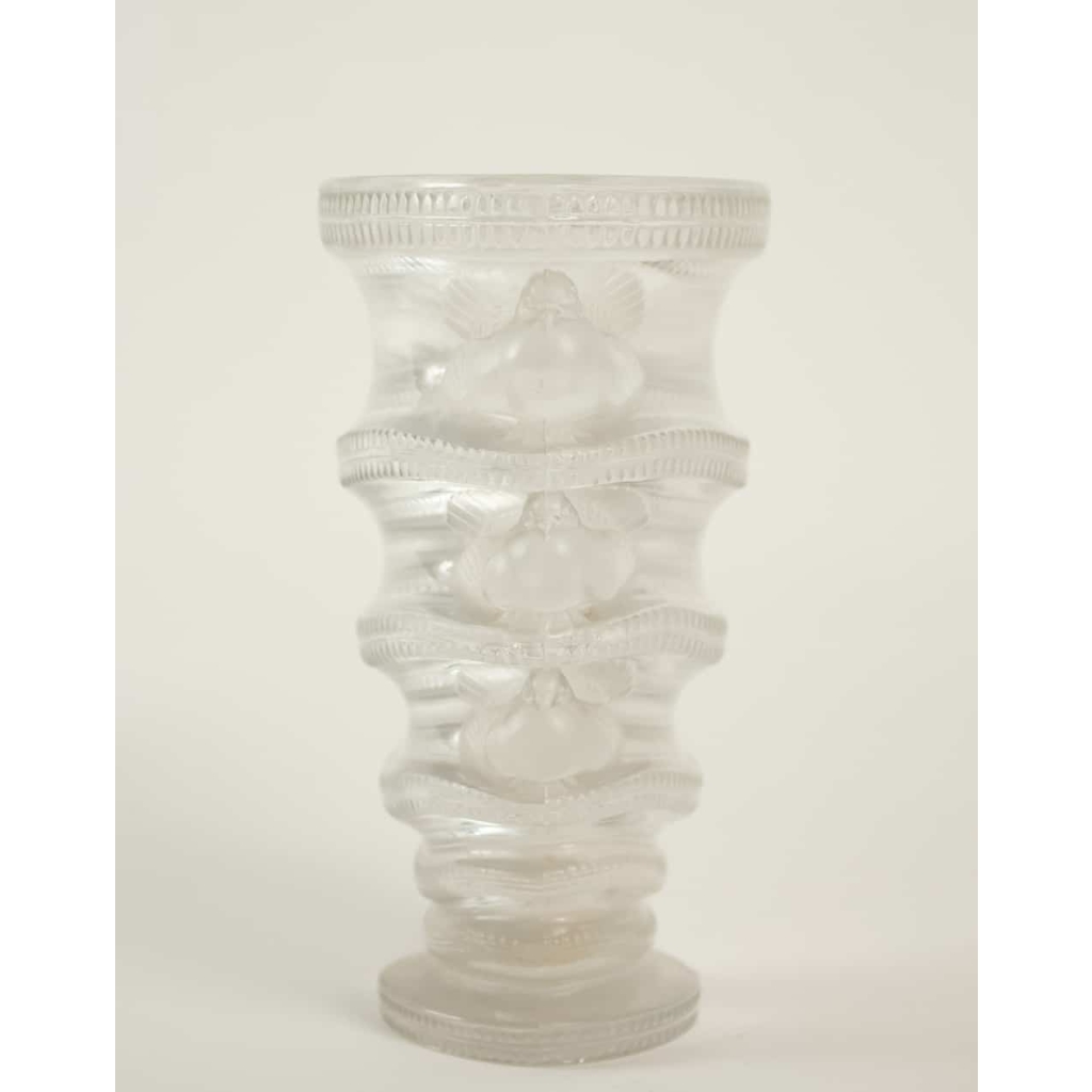 René LALIQUE (1860-1945) Vase « St Marc » | Biron René LALIQUE (1860-1945) Vase "St Marc"