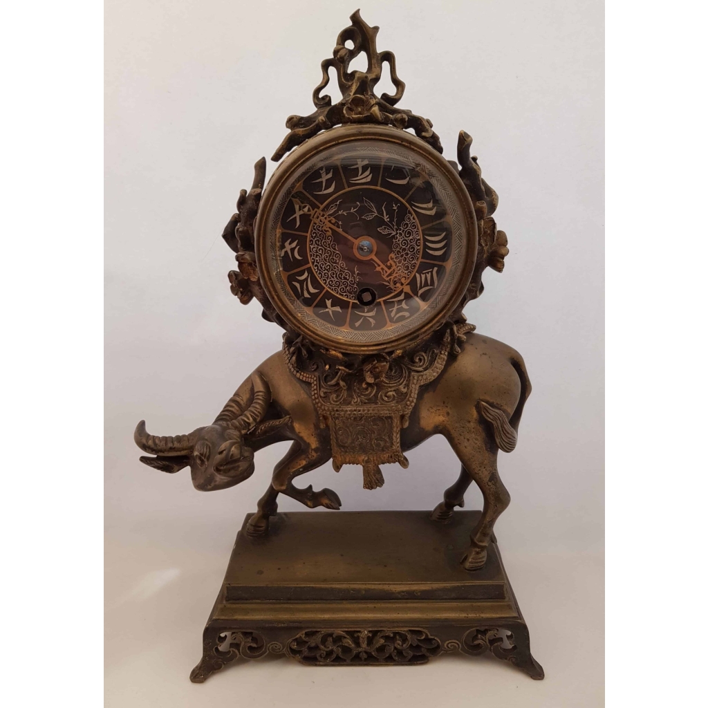 Petite pendule en bronze Napoléon III | Biron ||