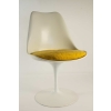Eero SAARINEN (1910-1961) et Edition KNOLL 7 chaises modèle tulipe