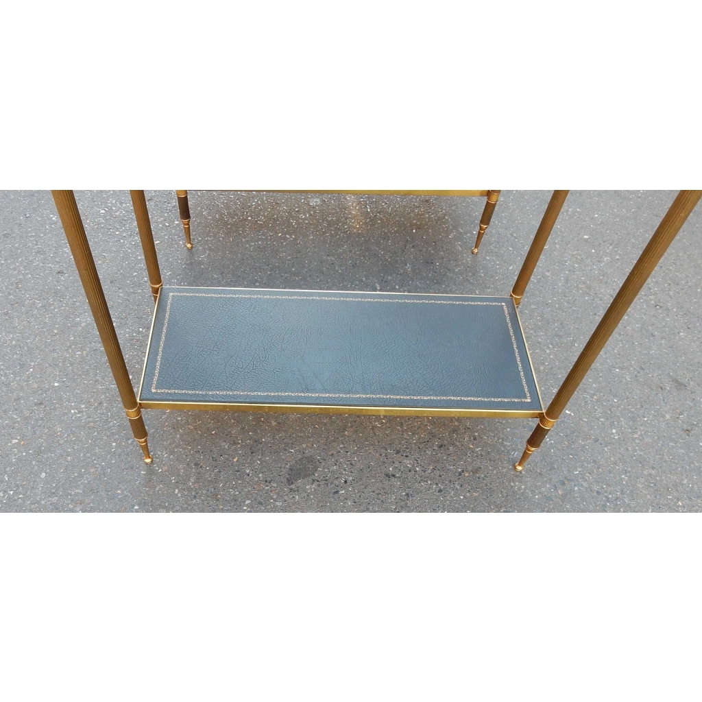 1950/70′ Paire De Bouts De Canapé Rectangulaires Maison Bagués Laiton et Bronze Plateaux Feuilles d or Fixées Sous Verre et Avec Flammes Olympiques 64 X 29 cm | Biron 1950/70' Paire De Bouts De Canapé Rectangulaires Maison Bagués Laiton et Bronze Plateaux Feuilles d or Fixées Sous Verre et Avec Flammes Olympiques 64 X 29 cm