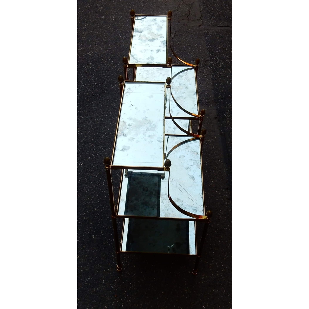 1950/70′ Paire d’Etagères en Laiton à 3 Niveaux Maison Bagués Forme Escabeau Plateaux Miroirs Vieillis | Biron 1950/70' Paire d'Etagères en Laiton à 3 Niveaux Maison Bagués Forme Escabeau Plateaux Miroirs Vieillis