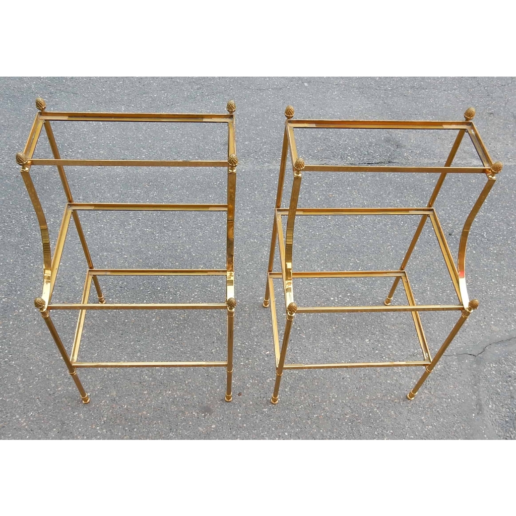 1950/70′ Paire d’Etagères en Laiton à 3 Niveaux Maison Bagués Forme Escabeau Plateaux Miroirs Vieillis | Biron 1950/70' Paire d'Etagères en Laiton à 3 Niveaux Maison Bagués Forme Escabeau Plateaux Miroirs Vieillis