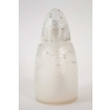 RENE LALIQUE «Papillons» – Brûle-parfum en verre opalescent 1920 | Biron RENE LALIQUE «Papillons» - Brûle-parfum en verre opalescent 1920