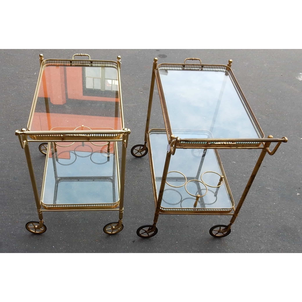 1950/70 Paire de Dessertes Roulantes Maison Bagués en Laiton Style L XVI | Biron 1950/70 Paire de Dessertes Roulantes Maison Bagués en Laiton Style L XVI