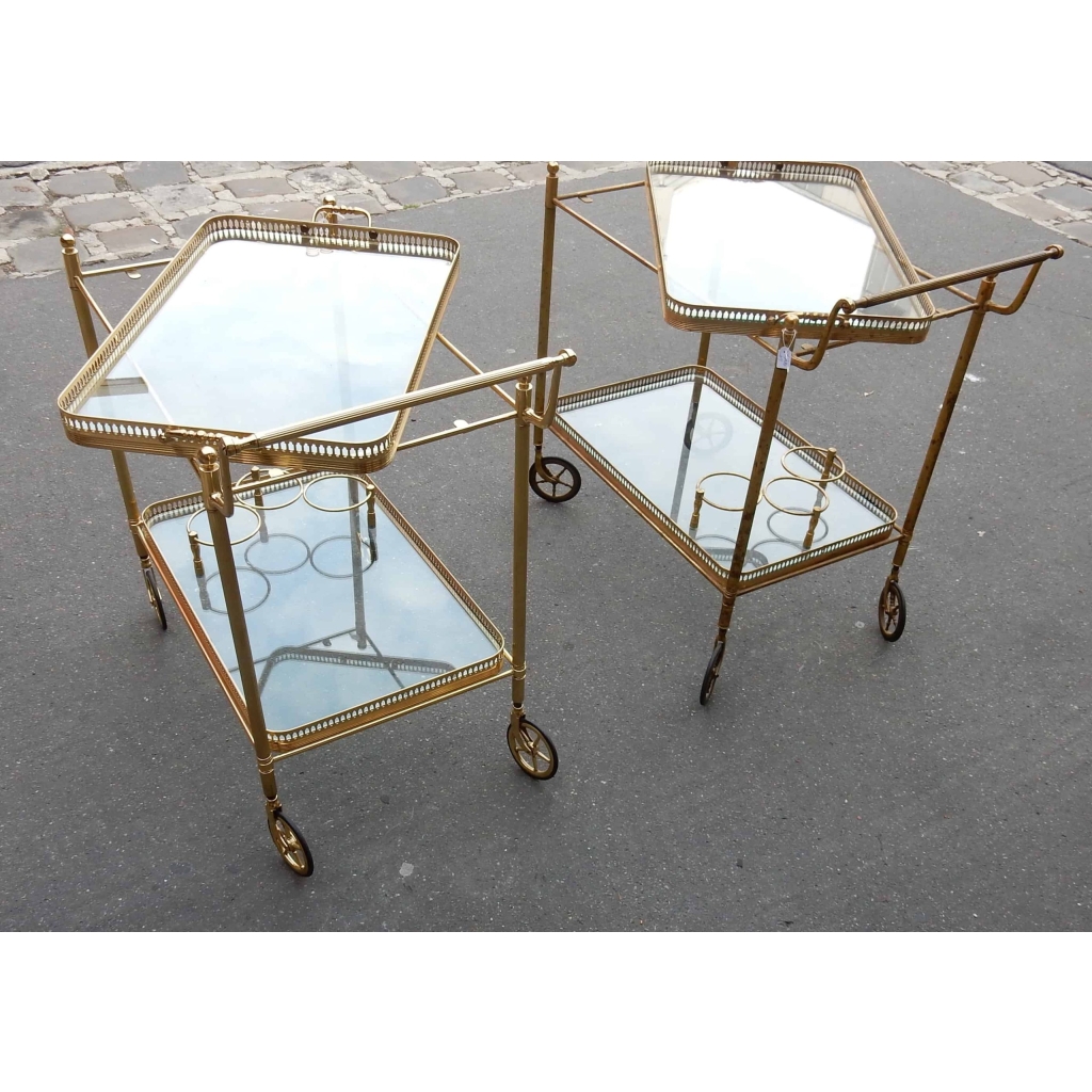 1950/70 Paire de Dessertes Roulantes Maison Bagués en Laiton Style L XVI | Biron 1950/70 Paire de Dessertes Roulantes Maison Bagués en Laiton Style L XVI