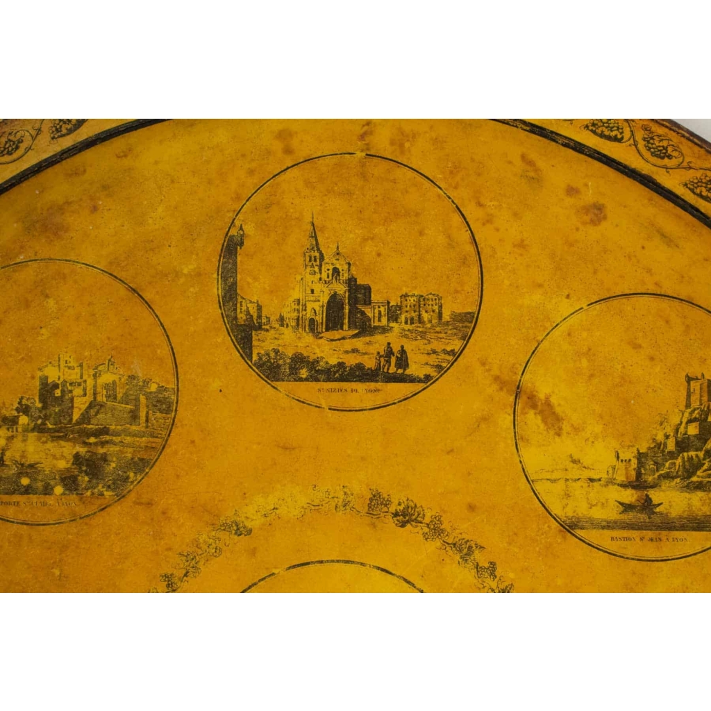 Plateau En Tôle d'époque Directoire Représentant Des Monuments De La Ville De Lyon