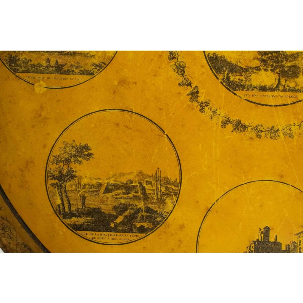 Plateau En Tôle d'époque Directoire Représentant Des Monuments De La Ville De Lyon