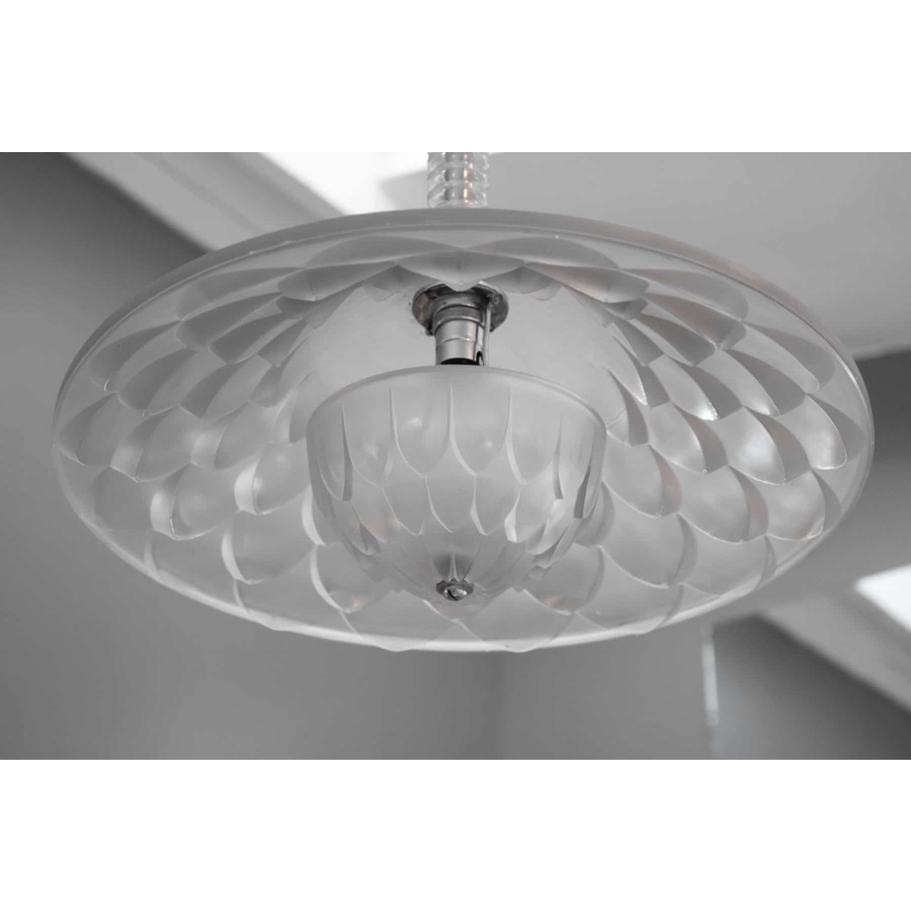 René LALIQUE Lustre « Vérone », dit aussi « Dahlia » 1927 | Biron René LALIQUE Lustre "Vérone", dit aussi "Dahlia" 1927