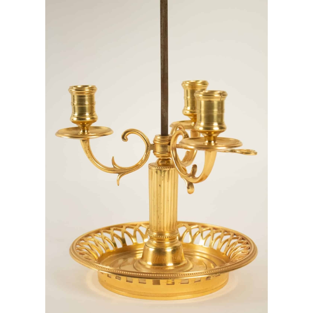 Lampe bouillotte de style Louis XVI. | Biron Lampe bouillotte de style Louis XVI.