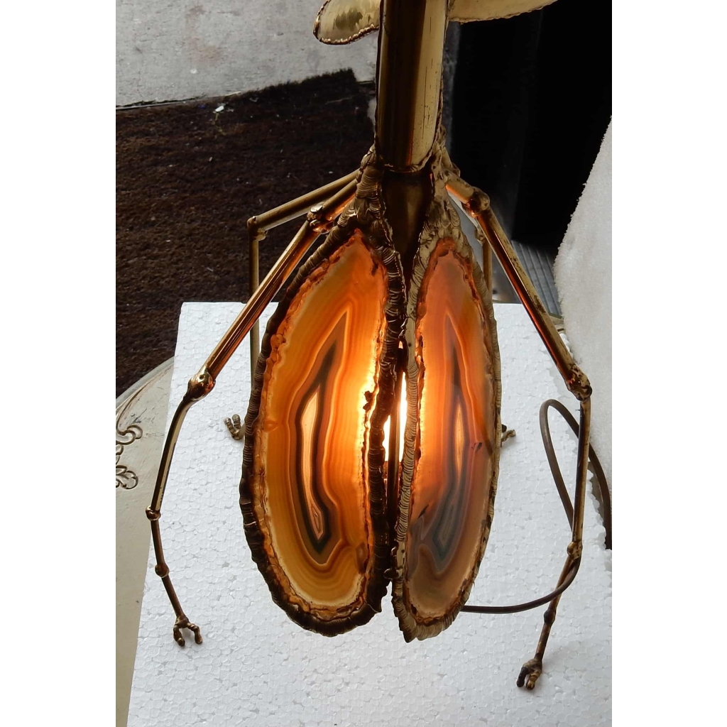 1970′ Lampe Mante Religieuse En Laiton Avec Agates Eclairante Signée Isabelle Faure | Biron 1970' Lampe Mante Religieuse En Laiton Avec Agates Eclairante Signée Isabelle Faure