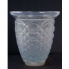 RENÉ LALIQUE Vase « Guirlandes » Opalescent – | Biron |||||||
